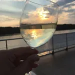 Urlaub Im Schwimmenden Ferienhaus, Mitten In Der * Kutzkow